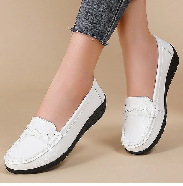 Woman Shoes 2025 New Soft Leather Flat Shoes Women's Loafers Flats Casual Shoes Women Footwear Female White Zapatos De Mujer