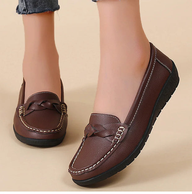 Woman Shoes 2025 New Soft Leather Flat Shoes Women's Loafers Flats Casual Shoes Women Footwear Female White Zapatos De Mujer
