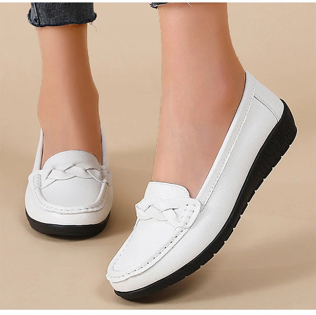 Woman Shoes 2025 New Soft Leather Flat Shoes Women's Loafers Flats Casual Shoes Women Footwear Female White Zapatos De Mujer
