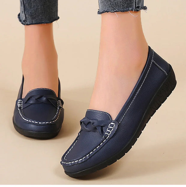 Woman Shoes 2025 New Soft Leather Flat Shoes Women's Loafers Flats Casual Shoes Women Footwear Female White Zapatos De Mujer