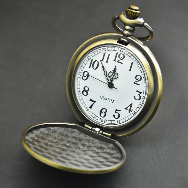 Vintage Bronze Large Pirate Skull Carved Necklace Quartz Pocket Watch Handsome Gift For Both Men And Women