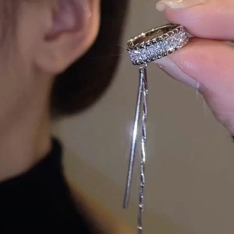 Shiny Silver Color Crystal Cross Star Tassel Ear Clip for Women Trendy Rhinestone Long Fake Cartilage Piercing Ear Cuff Jewelry