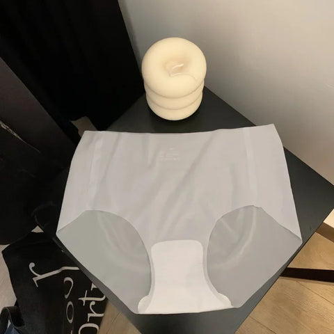 Summer Ice Silk Seamless Underwear Ladies Summer Ultra-thin Sense Quick-drying Pants 3D Peach Hip Fitness Briefs Panties