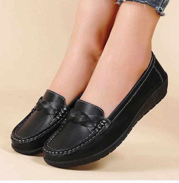 Woman Shoes 2025 New Soft Leather Flat Shoes Women's Loafers Flats Casual Shoes Women Footwear Female White Zapatos De Mujer