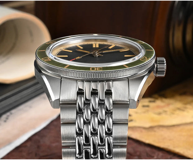 San Martin 39.5mm Men Dive Watch Vintage Distressed Effect NH35 Automatic Mechanical Watch Waterproof 200m C3 Lume SN0116 Reloj