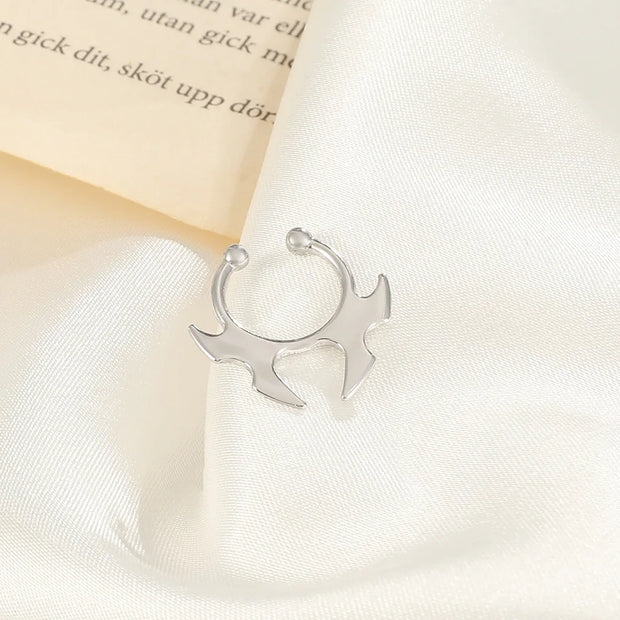 Bull Head And Horn Nose Clip Ring Men Women Fake Septum Piering Body Jewelry Fashion Non Perforation Bat Nose Rings Studs 2025