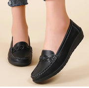 Woman Shoes 2025 New Soft Leather Flat Shoes Women's Loafers Flats Casual Shoes Women Footwear Female White Zapatos De Mujer